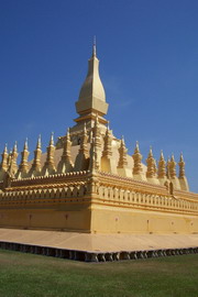 The That Luang monument(Vientiane)